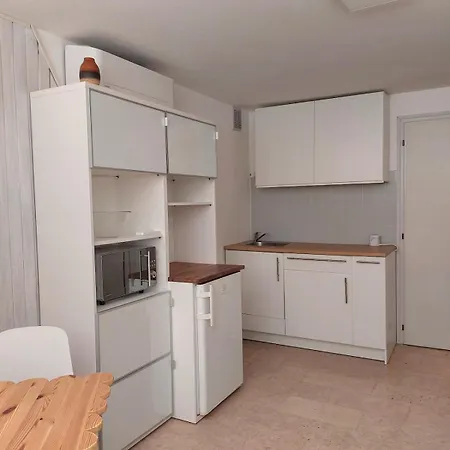 Petit Biscuit - Wi-fi - Kitchen - Ac - Parking