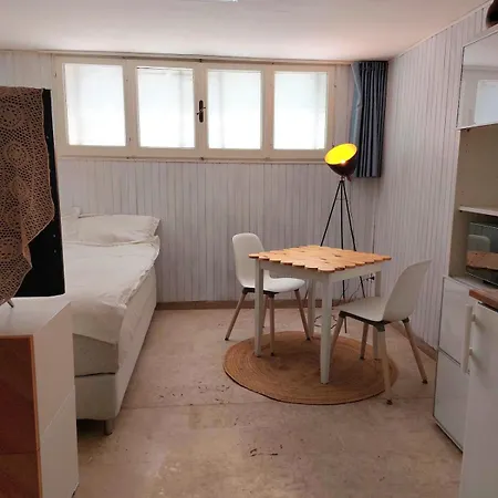 Petit Biscuit - Wi-fi - Kitchen - Ac - Parking Apartament *